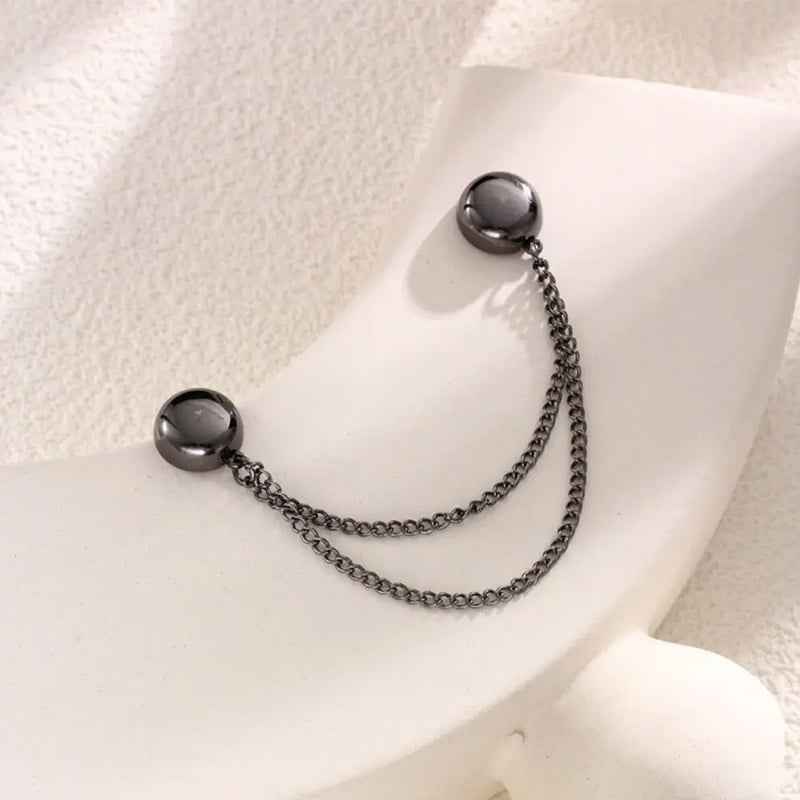 🔥 Multi-function Magnetic Clothing Clips🥰